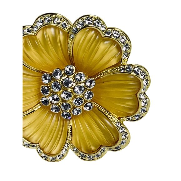 Melania Trump Gold Tone Yellow Lucite & Clear Rhinestone Flower Brooch (6197) - Picture 3 of 6